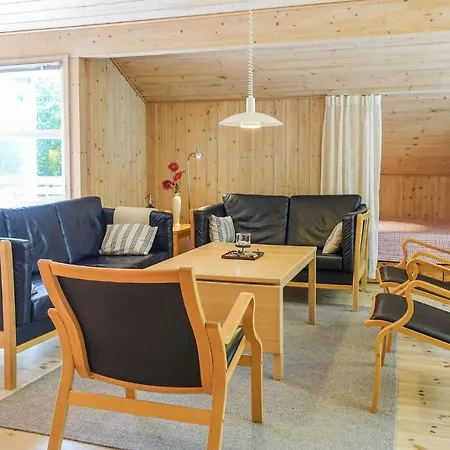 Stunning In Aakirkeby With Kitchen Feriehus *