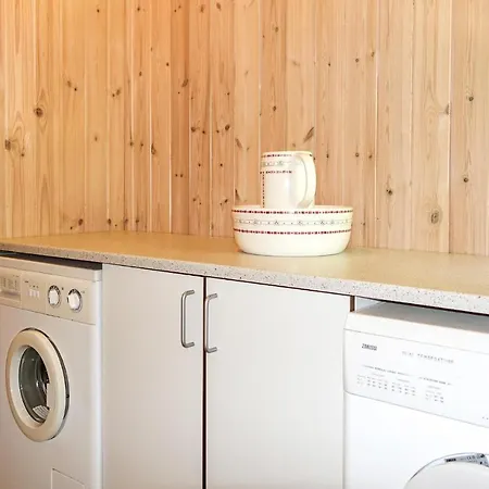 Stunning In Aakirkeby With Kitchen * Vester Somarken