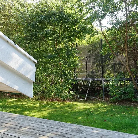 Stunning In Aakirkeby With Kitchen